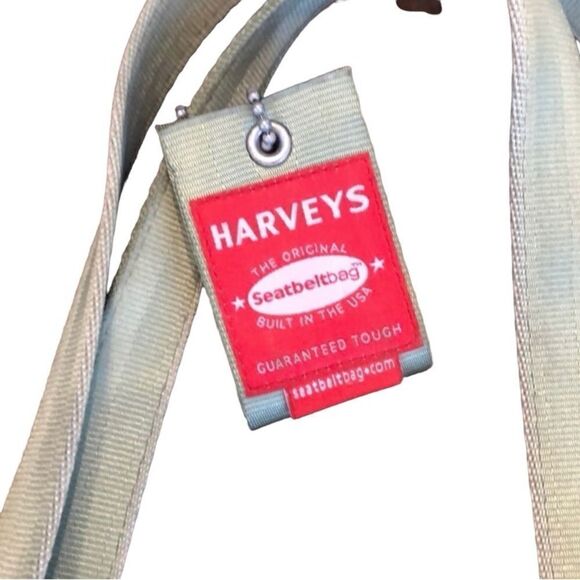 NWT Harvey’s Seatbelt Purse - Picture 3 of 3